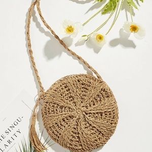 Tassel around Straw Crossbody Bag